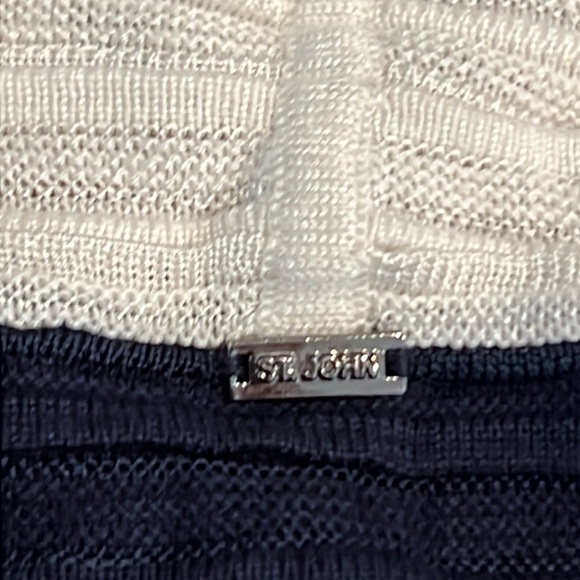 ⭐️ St. John Open Front Ribbed Cardigan Size Medium - Picture 7 of 10